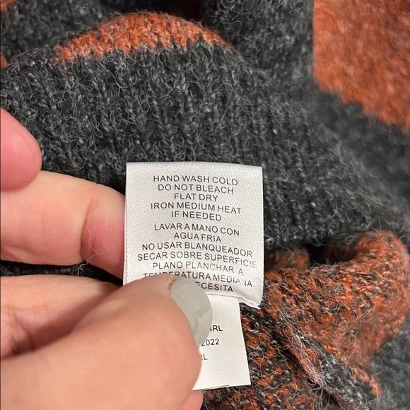 JOSEPH A Size Large NWT Rust Gray Animal Print Pullover V-Neck Sweater Zebra - Picture 7 of 9